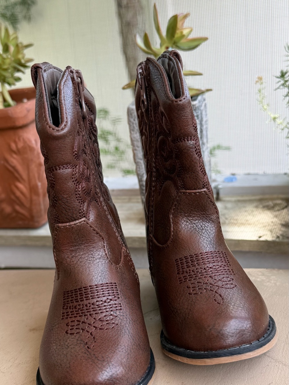 Women’s Brown Lace-Up Western Ankle Boots